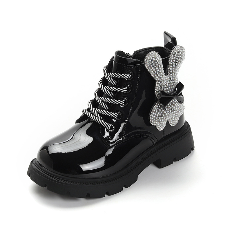 Meitenēm Martins zābaki ar mīkstu zoli, pretslīdoši, vidēja augstuma, virsma no sintētiskās ādas, sānu rāvējslēdzējs, vecums 4-12 gadi