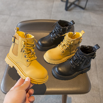 Bērnu Martin zābaki ar mikrošķiedras ādas augšu, gumijas zole, vidēja augstuma zābaki, sānos rāvējslēdzējs, neslīdoši un izturīgi pret nodilumu, vecums 4–16 gadi