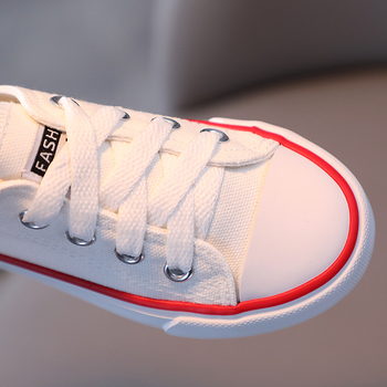 Vaikų kanvasiniai bateliai, žemas viršus su raišteliais, viršus: kanvasas, guminė padas, tekstilinis įdėklas, 1–12 metų, pavasaris–ruduo