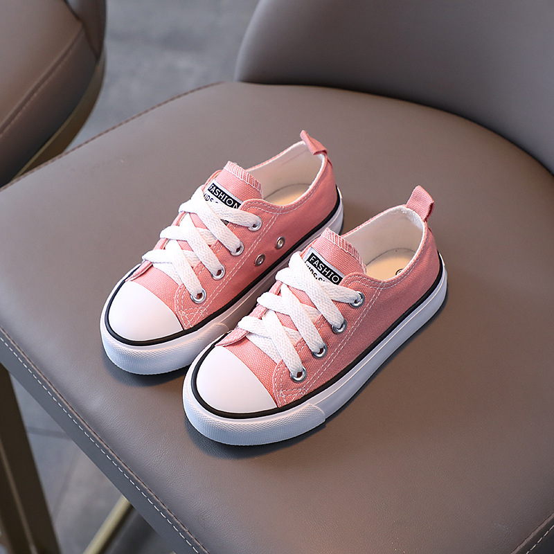 Vaikų kanvasiniai bateliai, žemas viršus su raišteliais, viršus: kanvasas, guminė padas, tekstilinis įdėklas, 1–12 metų, pavasaris–ruduo