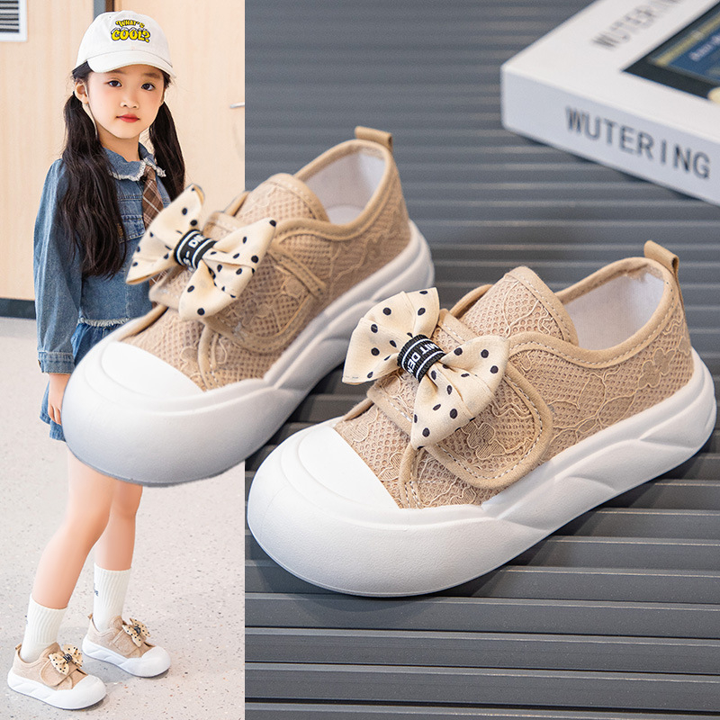 Mergaitėms skirti kanvas sportiniai bateliai su kaspinu, žemas viršus, Velcro užtrauktukas, gumos padas, tinkami šokiui ir pasirodymams, pavasaris–rudenis, kasdienis stilius