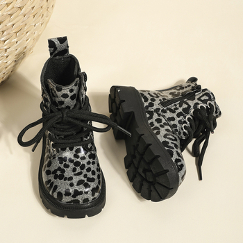 Meitenēm Martins zābaki, sānu aizdare, viegli, augšdaļa no sintētiskās ādas, gumijas zole, piemēroti pavasarim un rudenim