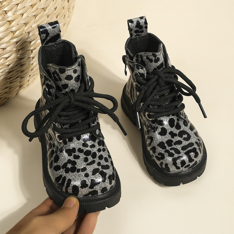 Meitenēm Martins zābaki, sānu aizdare, viegli, augšdaļa no sintētiskās ādas, gumijas zole, piemēroti pavasarim un rudenim