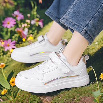 Bērnu ādas sneakers ar zemāku augšdaļu, ādas augšējā daļa, nodilumizturīga zole, ūdensnecaurlaidīgas un neslīdošas.