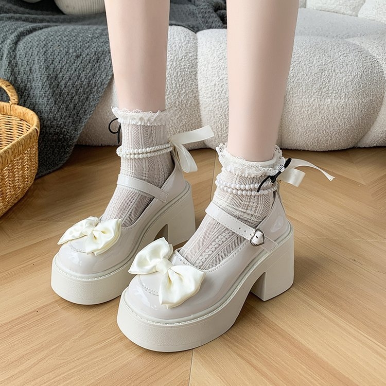 Moterų JK odiniai bateliai su platforma, japonų stiliaus — viršus PU, apvalus nosis, platforma 3-5 cm, vidutinio aukščio viršus, sagties užsegimas