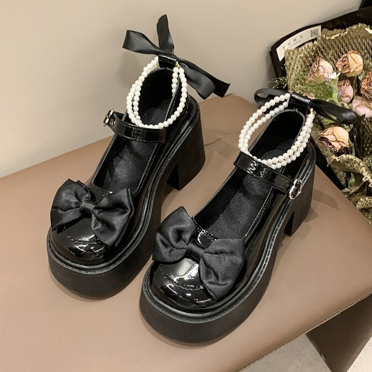 Moterų JK odiniai bateliai su platforma, japonų stiliaus — viršus PU, apvalus nosis, platforma 3-5 cm, vidutinio aukščio viršus, sagties užsegimas