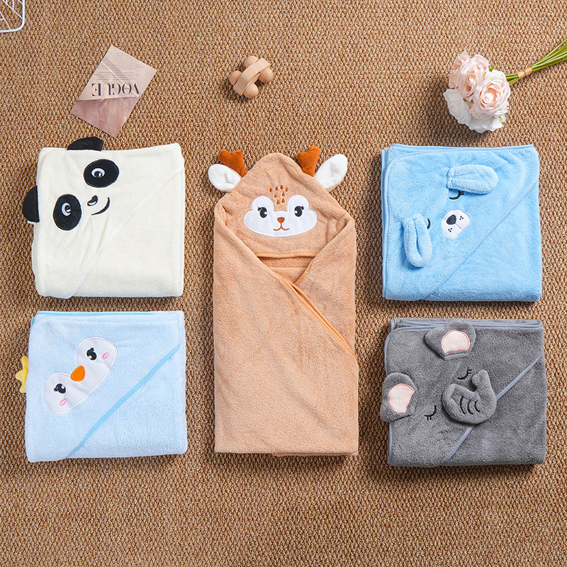 Vaikų chalatas su gobtuvu iš koralio veliūro, 500 g, 90% poliesterio, žiemai