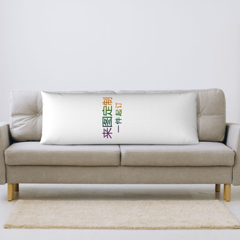 Sofa pagalvių užvalkalas, poliesteris, geometrinis abstraktus raštas, pritaikomas su logotipu, šiuolaikiškas minimalistinis stilius svetainėje.