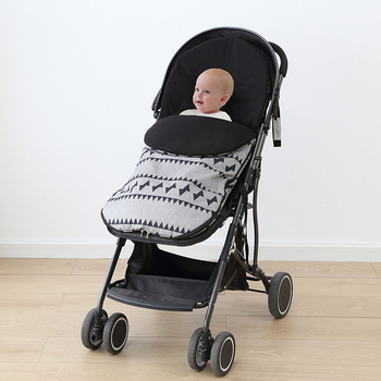 Бебешки спален чувал - кокон стил, дебел поларен флис, полиестер + полар отвън, подплата и пълнеж полар флис, цип Nylon, ветроустойчив, подходящ за новородени 0–1 година, зимно/пролетно/есенно