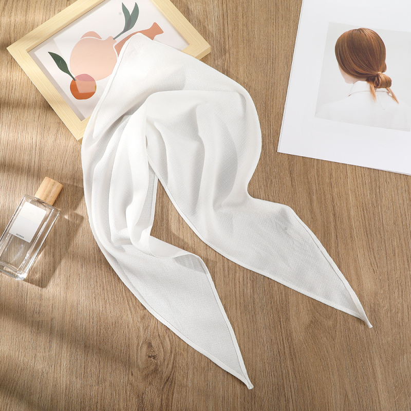 Šilkinė šalikėlių plaukų juostelė su geometriniu dizainu ir languotu raštu, atskirai įpakuota, 2023 m. vasara