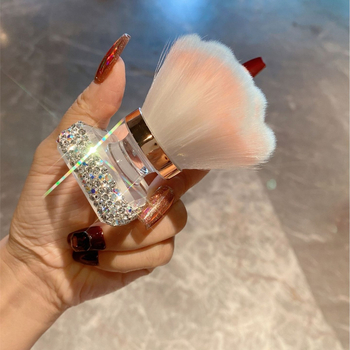 Daugiakryptis makiažo šepetėlis šviesinimui ir skruostams su deimantų dizainu, nešiojamas, šereliai iš nailono, rankena iš akrilo; šerelių ilgis 4,2 cm, bendras ilgis 6,5 cm, 1 vnt.