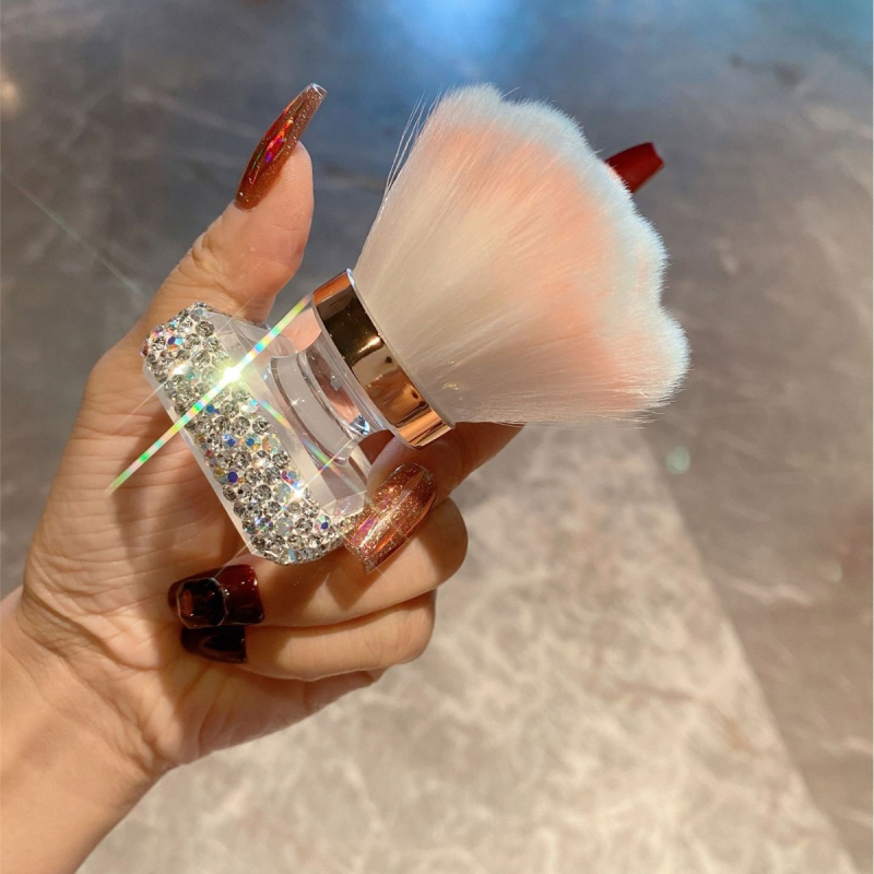 Daugiakryptis makiažo šepetėlis šviesinimui ir skruostams su deimantų dizainu, nešiojamas, šereliai iš nailono, rankena iš akrilo; šerelių ilgis 4,2 cm, bendras ilgis 6,5 cm, 1 vnt.