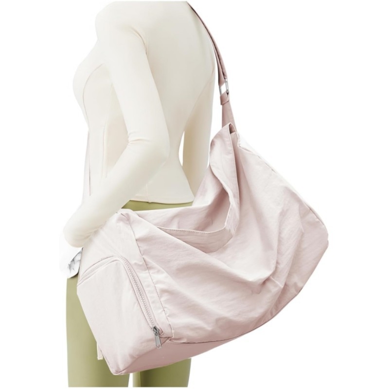 Poliesterinė sportinė rankinė su sausai–drėgnam atskyrimui, didelė talpa, unisex, pečių/kelioninis krepšys