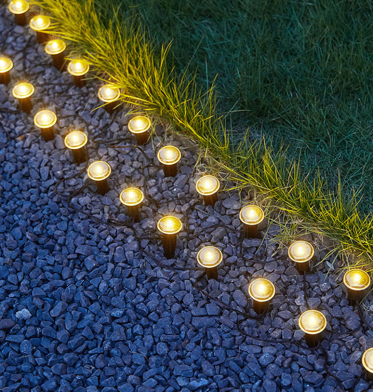 Saulės plokščia žemės apšvietimo lemputė vejoms ir kiemo takams — 0,5 W, nuolatinis apšvietimas 6–12 valandų, medžiaga: guma, modelis: Solar flat light small ground lamp