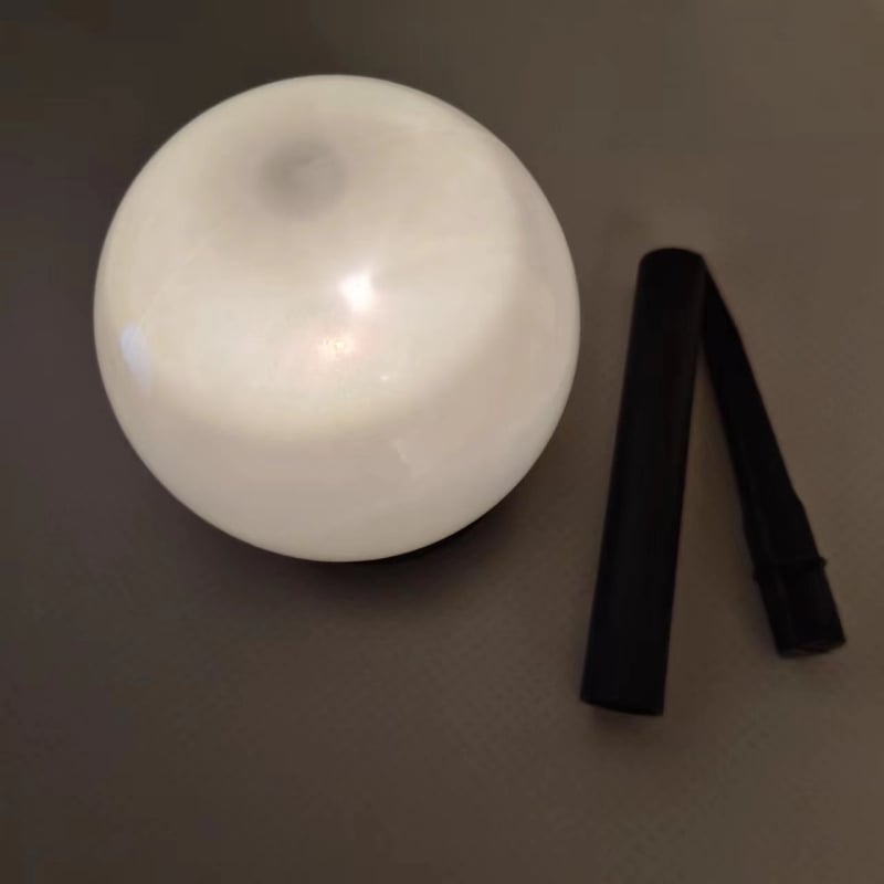 Saulės energijos vejų lemputė su apvaliu lempučių galvutė, įsmeigiamas į žemę, TS1002 plastikinė korpusas, 1.2V, <1W, nuolatinis apšvietimas 6–12 val