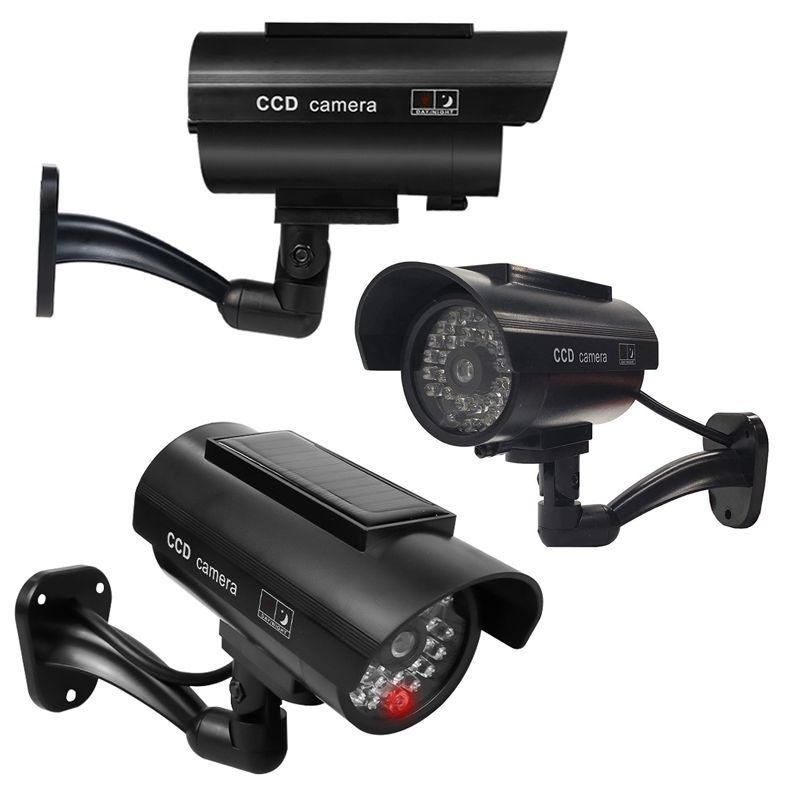 Saulės energija varoma simuliuojama stebėjimo kamera, skirta vidaus ir lauko naudojimui, atspari vandeniui (maitinimo įtampa: 3V, medžiaga: ABS plastikas, svoris: 0.227 kg, darbinė temperatūra: -5–50°C)