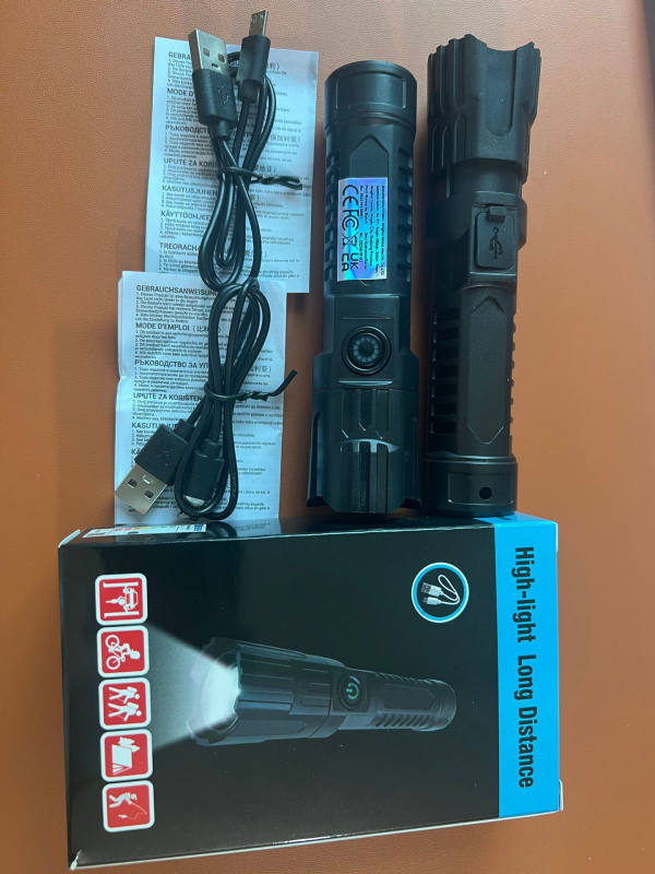 LED svjetiljka s prilagodljivim fokusom, kompaktna, 5W, 800 mAh, punjiva, 360° rotacija