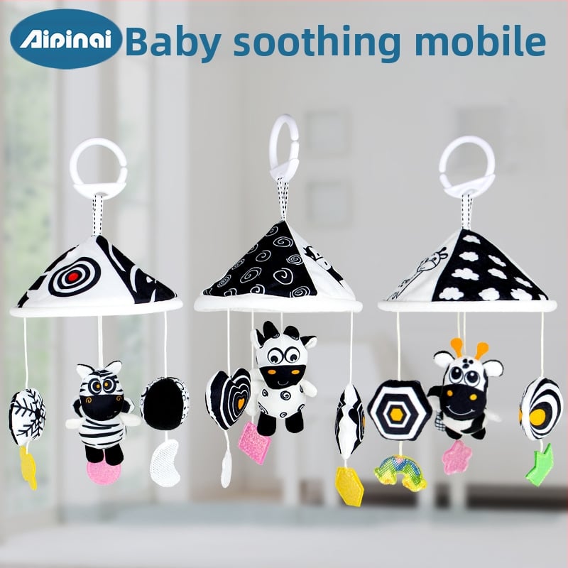 Aipinqi Pliušinis pakabinamasis žaisliukas su varpele kūdikiams vežimėliui ir lovytei – gyvūnų dizainas, tinkamas 0–3 metų kūdikiams, skatina regą, klausą ir motorinę koordinaciją