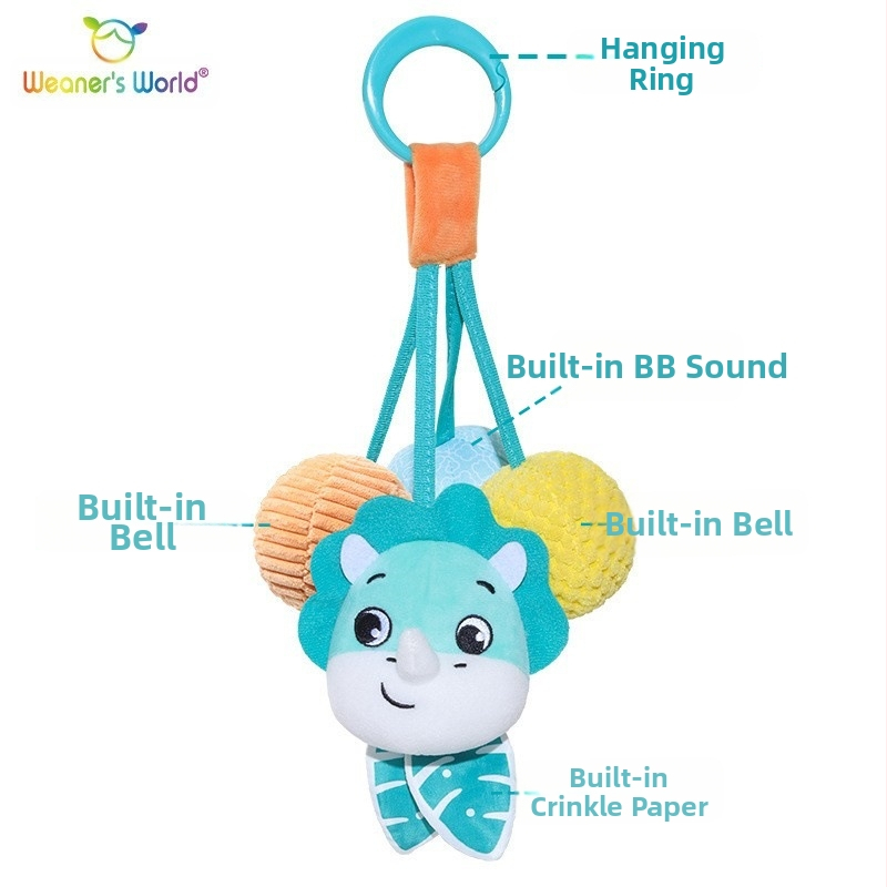 Plušinis kabinamos žaislas su varpelio garsu, cartoon gyvūnas, tinkama lopšeliui, vežimėliui ar automobilių sėdynei; skatina ankstyvą sensorinį ir motorinį vystymąsi (regėjimą, sugriebimą, klausą) ir tėvų-vaikų sąveiką.