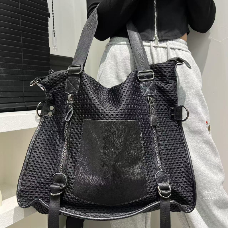 Geantă Tote din piele naturală cu panou din plasă, formă orizontală dreptunghiulară, închidere cu fermoar, buzunar intern pentru telefon, stil urban minimalist