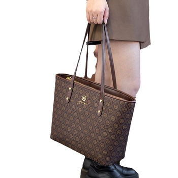 Τσάντα Tote από Kraft χαρτί, επένδυση από δέρμα αγελάδας, άνοιγμα με φερμουάρ, εσωτερικό στρώμα, διπλοί ιμάντες