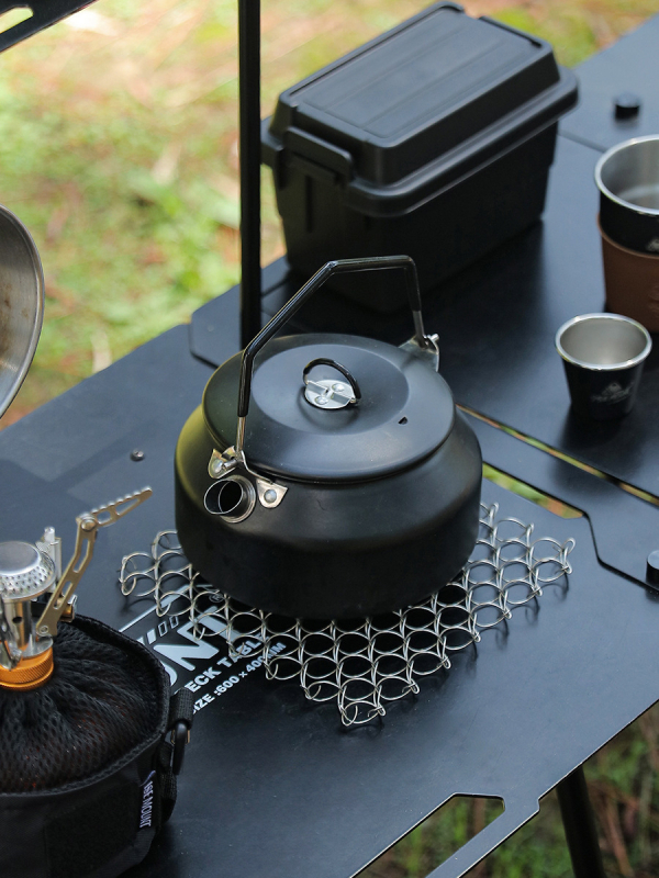 Krūzes paliktnis Little Island Mountain kempingam, ražots Ķīnā