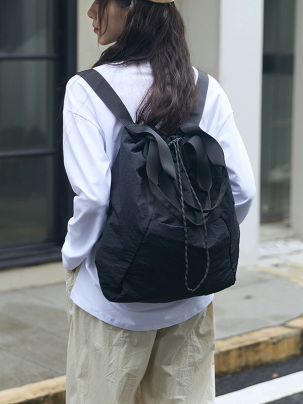 Rucsac damă cu șnur, nylon, buzunar pentru laptop, strat interior, potrivit pentru călătorii de recreere, impermeabil, model nou 2025