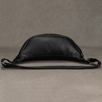 Мъжка чанта за през рамо от истинска кожа - първи слой телешка кожа, подплата полиестерно-памучна, капацитет за съхранение