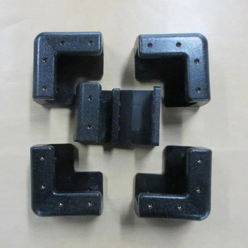 RV saulės panelės laikiklis, ABS, 0,95 kg, injekcinio formavimo su įmontuotomis varinėmis movomis tiesiam tvirtinimui prie varžtų, pramonės standartas