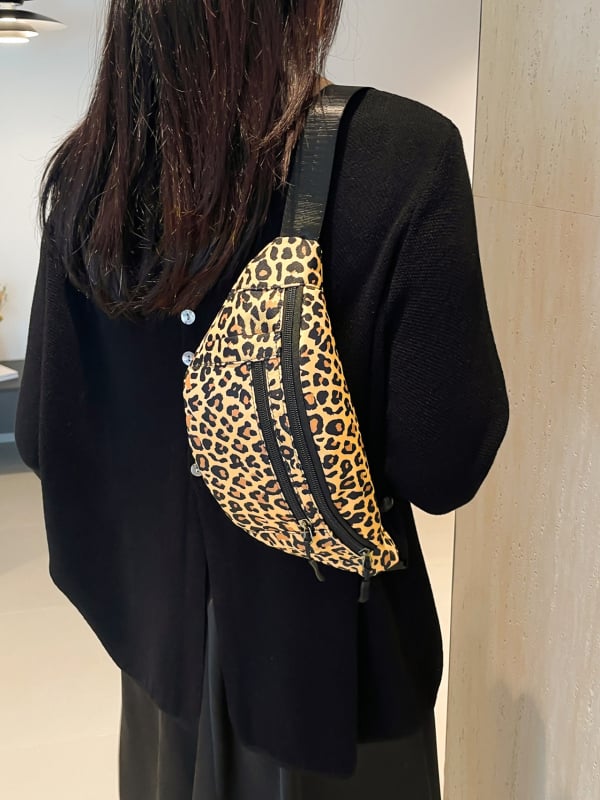 Leopardprinta neilona crossbody soma, ielu modes stils, rāvējslēdzēja aizvērums, laminēta iekšējā kabata, pavasaris 2025