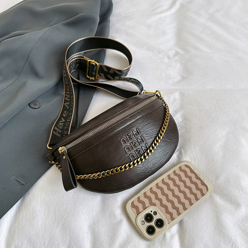 Női PU Dumpling crossbody táska, poliészter béléssel, cipzáras zárás és telefontartó zseb