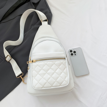 PU moterų crossbody rankinė su deimantiniais siūlių raštu; užtrauktuko uždarymas; poliesterio pamušalas; vidinė kišenė su užtrauktuku ir kišenė telefonui