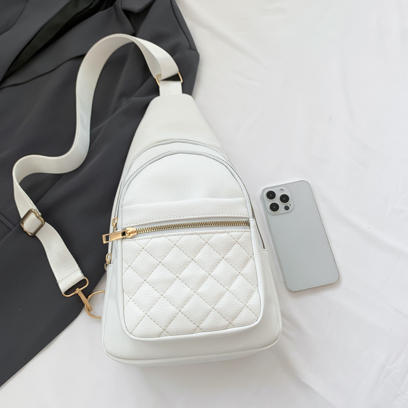 PU moterų crossbody rankinė su deimantiniais siūlių raštu; užtrauktuko uždarymas; poliesterio pamušalas; vidinė kišenė su užtrauktuku ir kišenė telefonui