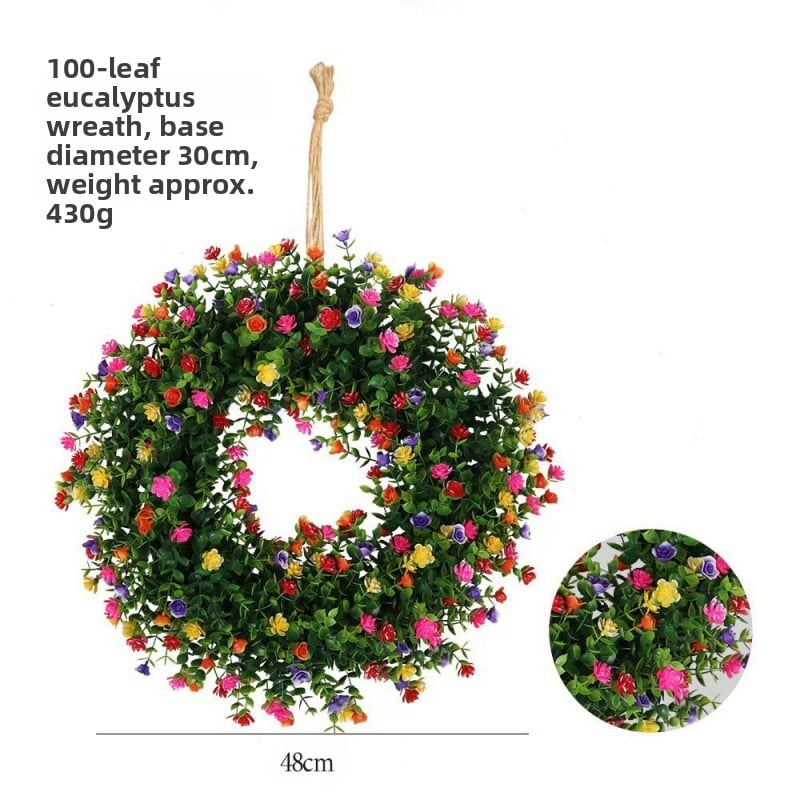 Mākslīgs eikalipta vainags durvīm, no plastmasas materiāla, izgatavots ar injekcijas formēšanu; piemērots kāzām, ārējai lietošanai, fotogrāfiju rekvizītiem un mājas noformēšanai.