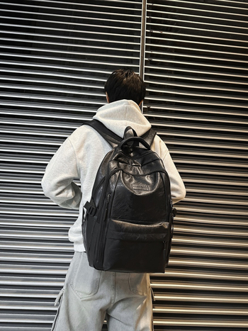 Σακίδιο PU από συνθετικό δέρμα, unisex για ταξίδια και καθημερινή χρήση, στυλ δρόμου, χωρητικότητα 20–35 L, συμβατό με φορητό 15 ιντσών, ιμάντες ώμου με αερόσακους, ανθεκτικό στις φθορές