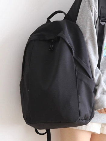 Ελαφρύ unisex σακίδιο, με χωρητικότητα κάτω από 20 λίτρα, αδιάβροχο, πολυεστέρας, χωράει φορητό έως 8 ιντσών, καμπυλωτοί ιμάντες ώμου