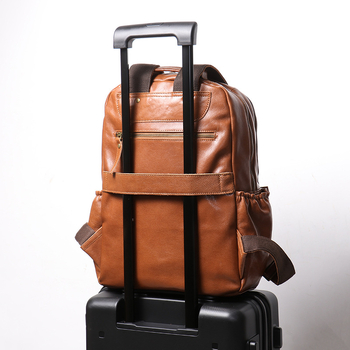 Ανδρική δερμάτινη τσάντα πλάτης για ταξίδια, από πλήρους κόκκου βοοειδή, χωρητικότητα κάτω από 20 λίτρα, επεκτάσιμη, με καμπύλους ιμάντες ώμου