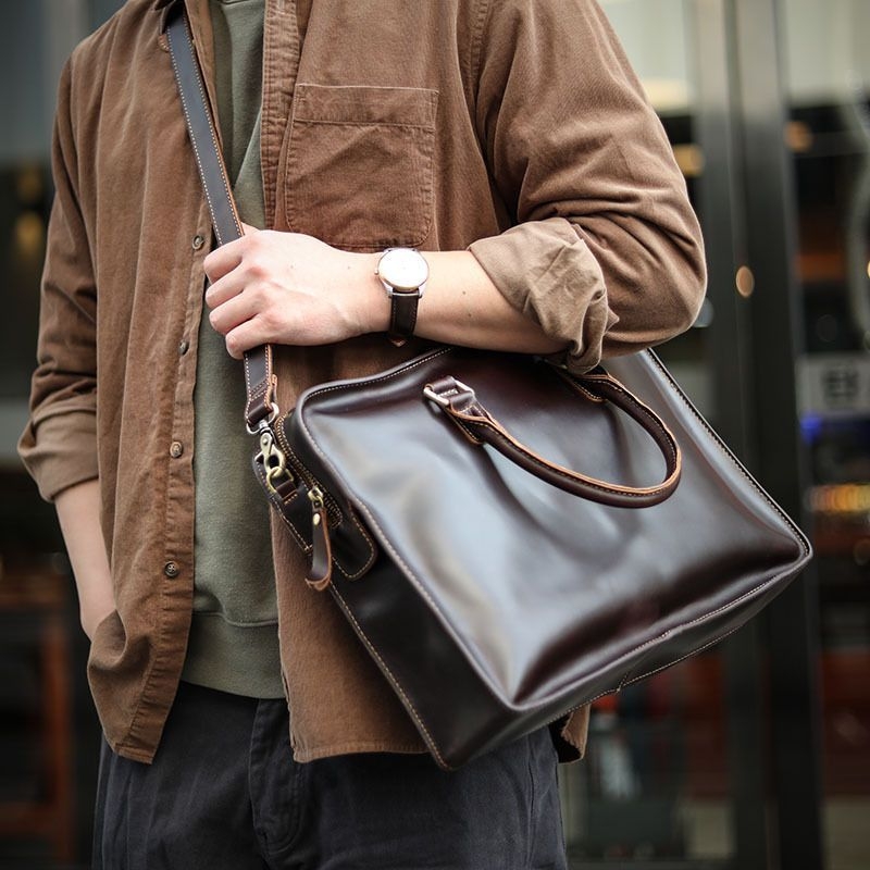 Odinė verslo rankinė kelionėms – retro dizainas