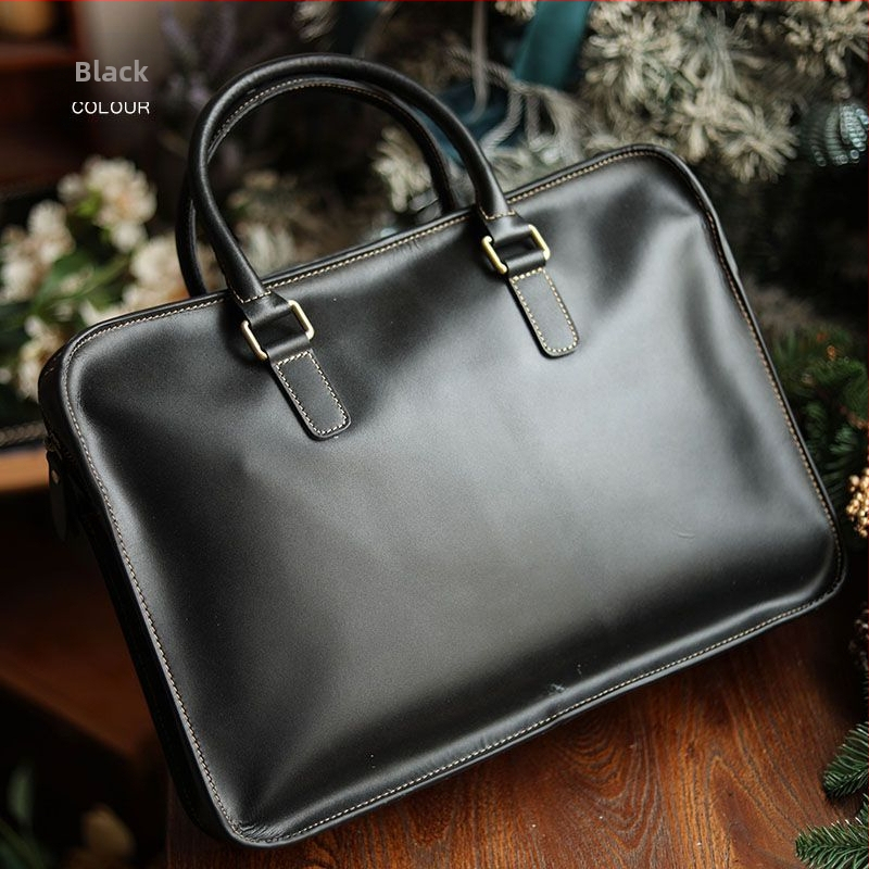 Odinė verslo rankinė kelionėms – retro dizainas