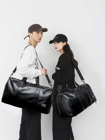 Τσάντα γυμναστικής με διαχωρισμό ξηρών και βρεγμένων, χωρητικότητα 20–35 L, υλικό PU, επένδυση πολυεστέρα, στυλ δρόμου