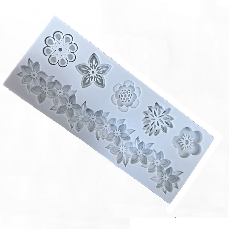 Силиконова формичка за торти с неравномерен дизайн: венец от петлистни цветя за фондан и шоколадови декорации