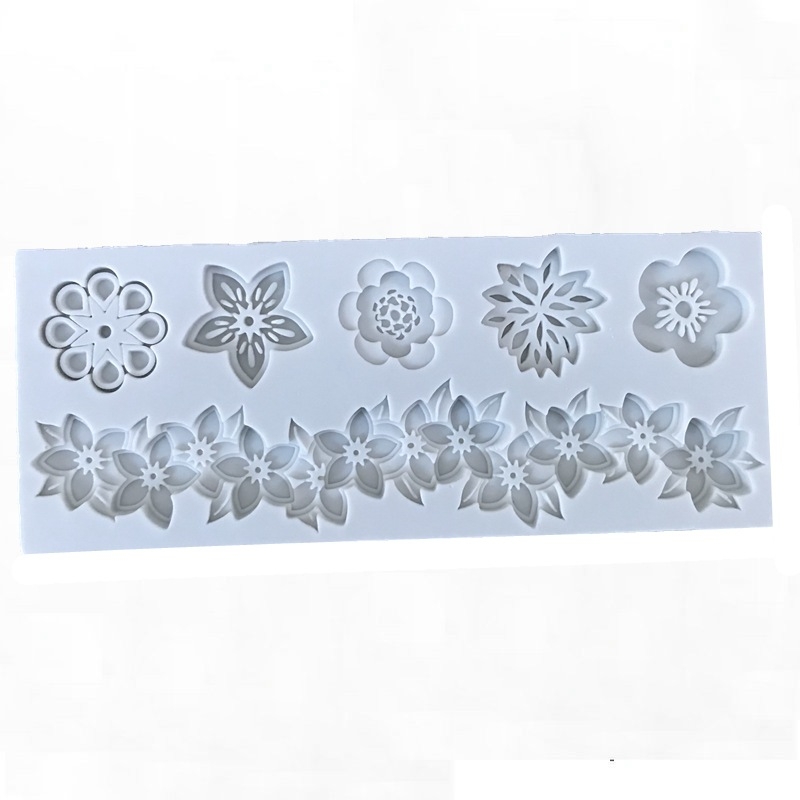 Силиконова формичка за торти с неравномерен дизайн: венец от петлистни цветя за фондан и шоколадови декорации