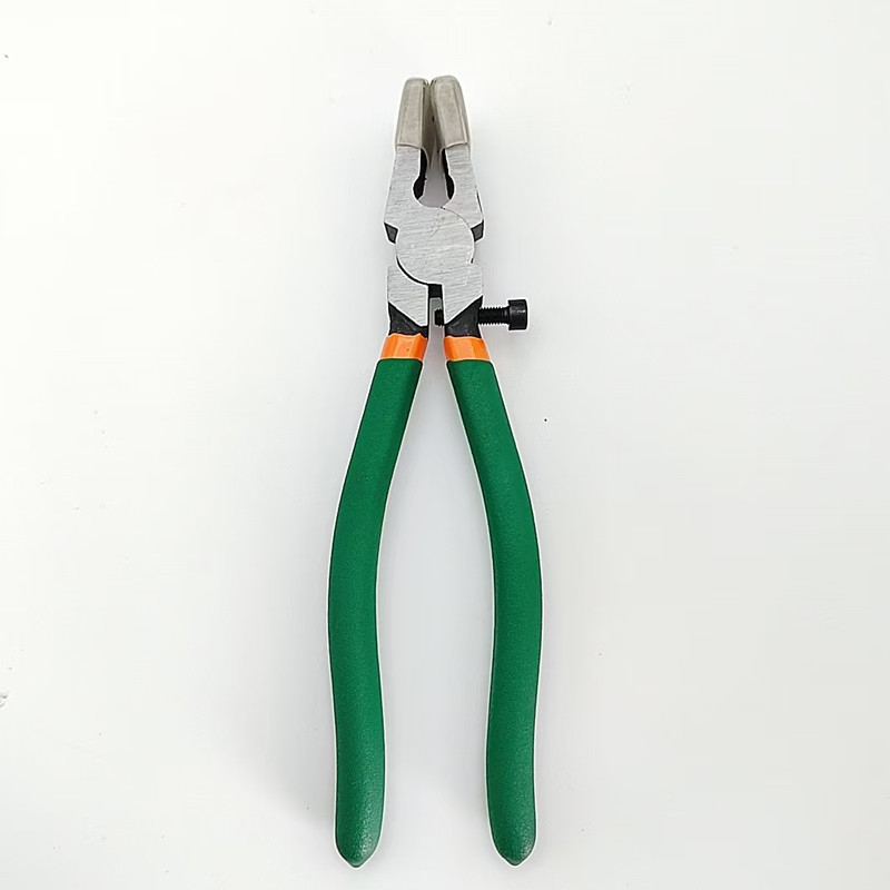 Stiklo plytelių pjaustymo rinkinys su pieštukų peiliu, stiklo pjaustymo replėmis ir stiklo pjaustymo replėmis — Geležis; Struktūra: Mygtukai; Pritaikymas: Kita; Žymė: King`s hardware