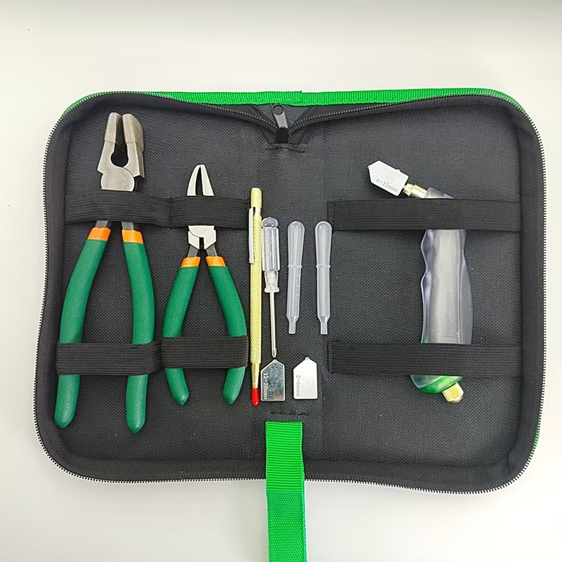 Stiklo plytelių pjaustymo rinkinys su pieštukų peiliu, stiklo pjaustymo replėmis ir stiklo pjaustymo replėmis — Geležis; Struktūra: Mygtukai; Pritaikymas: Kita; Žymė: King`s hardware