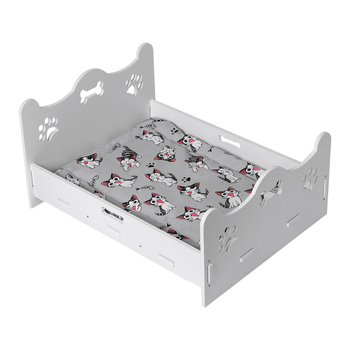 Pakeltas medinis katės lizdas – drėgmei atsparus ir atsparus vandeniui guolis augintiniams