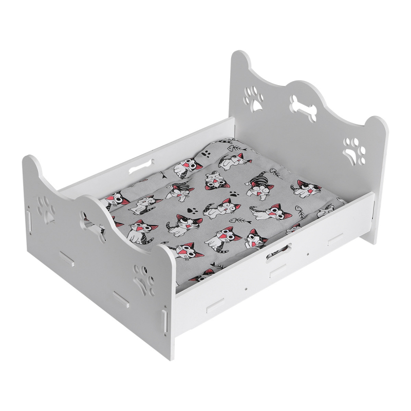 Pakeltas medinis katės lizdas – drėgmei atsparus ir atsparus vandeniui guolis augintiniams