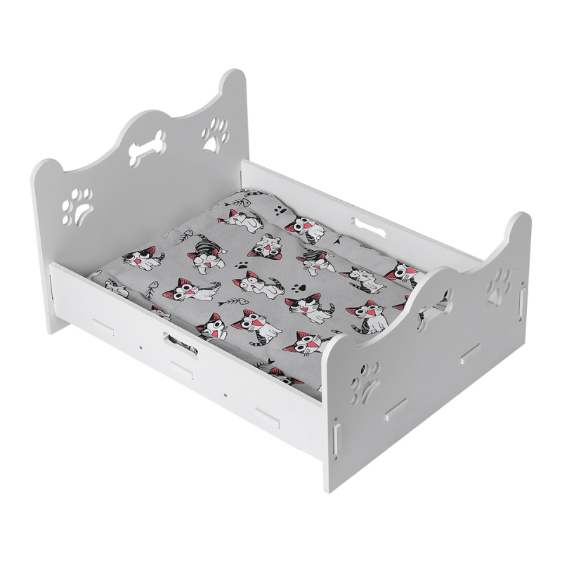 Pakeltas medinis katės lizdas – drėgmei atsparus ir atsparus vandeniui guolis augintiniams