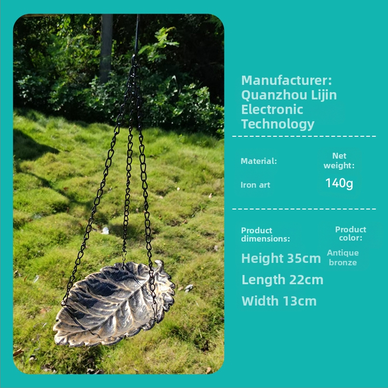 Lijin ripptav metallist linnuvann ja vee toitja välise aeda jaoks