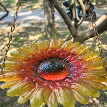 Geležinė sodo kabinamoji lesyklėlė paukščiams su saulėgrąžų plokštele; Prekės ženklas: Sincerity craftsmanship; Medžiaga: Geležis; Dėžėse: 56 vienetai