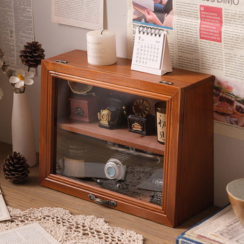 Ξύλινο ράφι προβολής blind box – από πεύκο, 2 επίπεδα, επιτραπέζιο display, ανθεκτικό στη σκόνη, φορητό για φιγούρες Bubble Mart